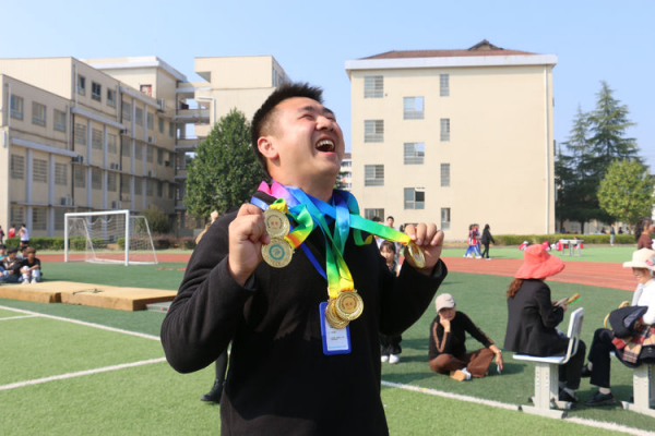 常德德才科技職業(yè)學校,常德招生就業(yè),電子商務專業(yè)學校,專業(yè)學校報考哪里好