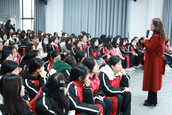 常德新德才職業(yè)學校,常德新德才,常德招生就業(yè),電子商務專業(yè)學校,專業(yè)學校報考哪里好